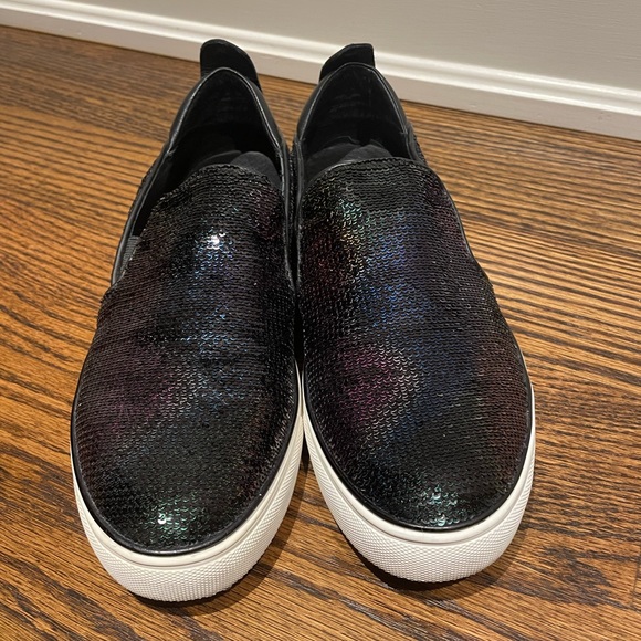 Wishbone sneakers. Worn once. 10 but fits like a 9.5 - Picture 6 of 8